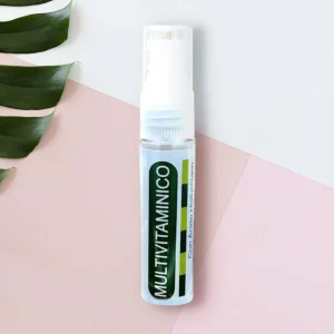 MULTIVITAMINICO VITAMINAS A, C, D, E, B5, K Y ACIDO HIALURONICO 30ML FONDO COLOR Y PLANTA